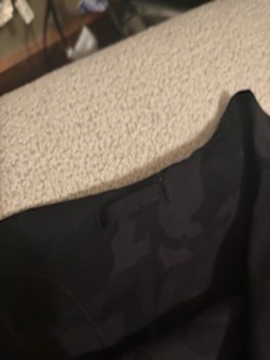 Lululemon camo biker shorts 6" - Picture 3 of 4